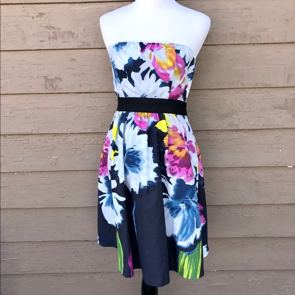 Limited bold floral strapless dress! - Picture 1 of 6